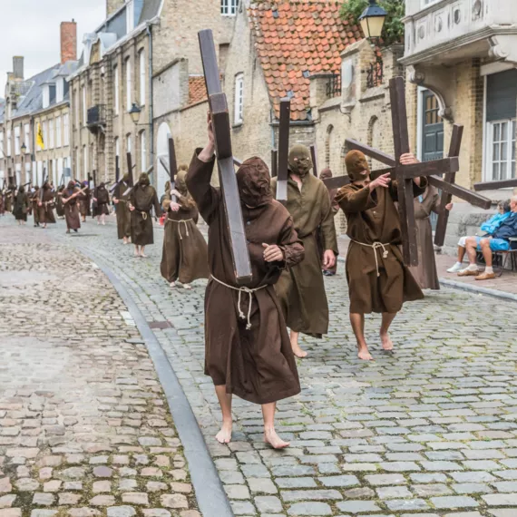 2019 34 kruisdragende boetelingen 11 -  - Homepage